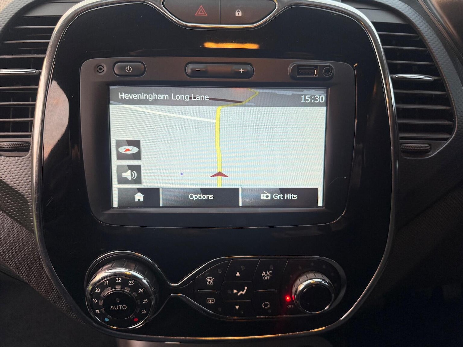 Used Renault Captur 2015 for sale - 76974415: Photo 43