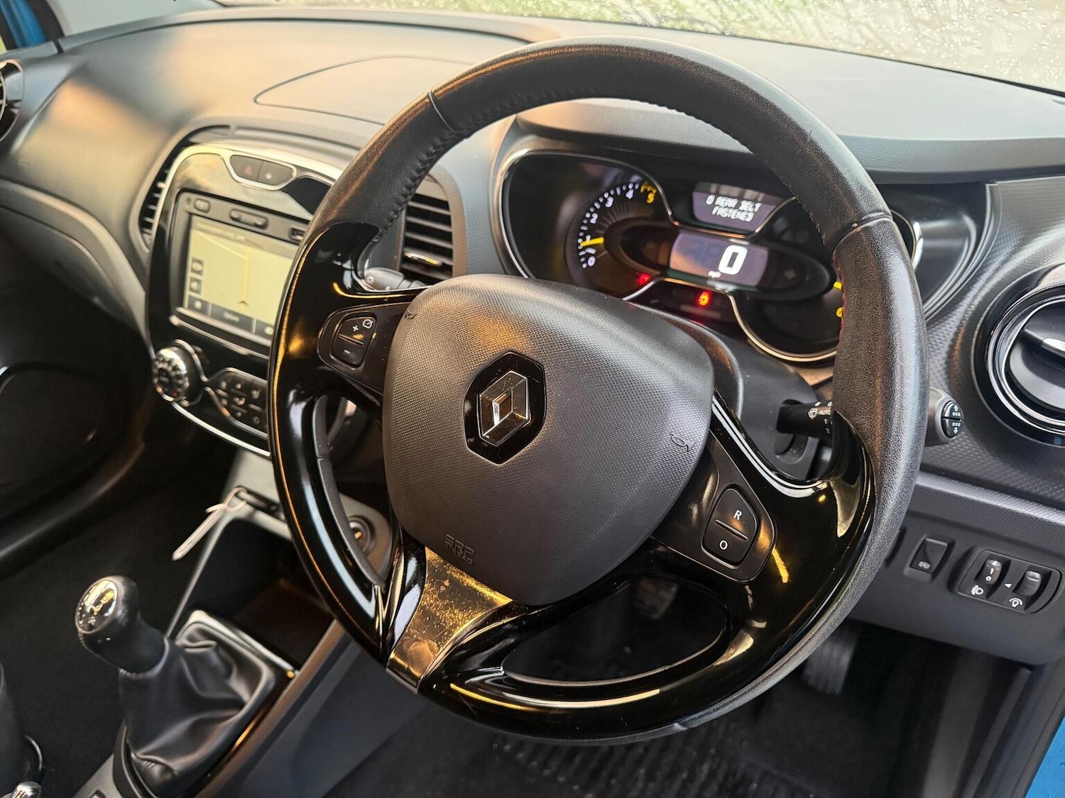 Used Renault Captur 2015 for sale - 76974415: Photo 51