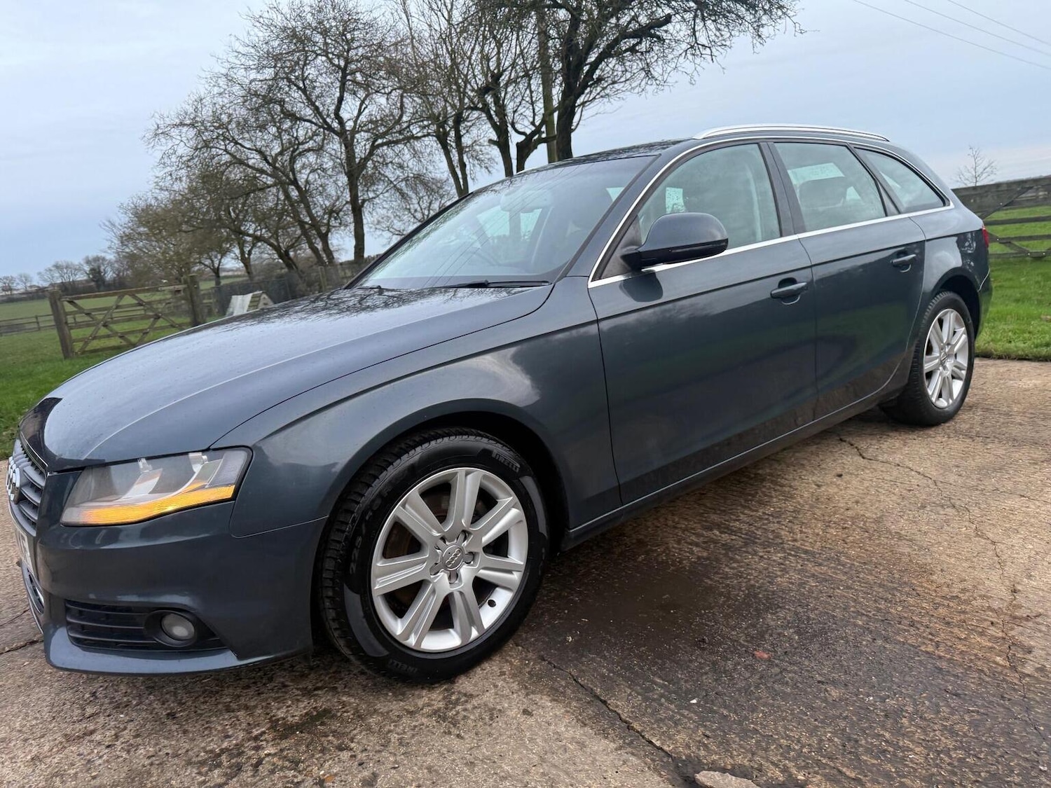 Used Audi A4 2009 for sale - 76979512: Photo 13