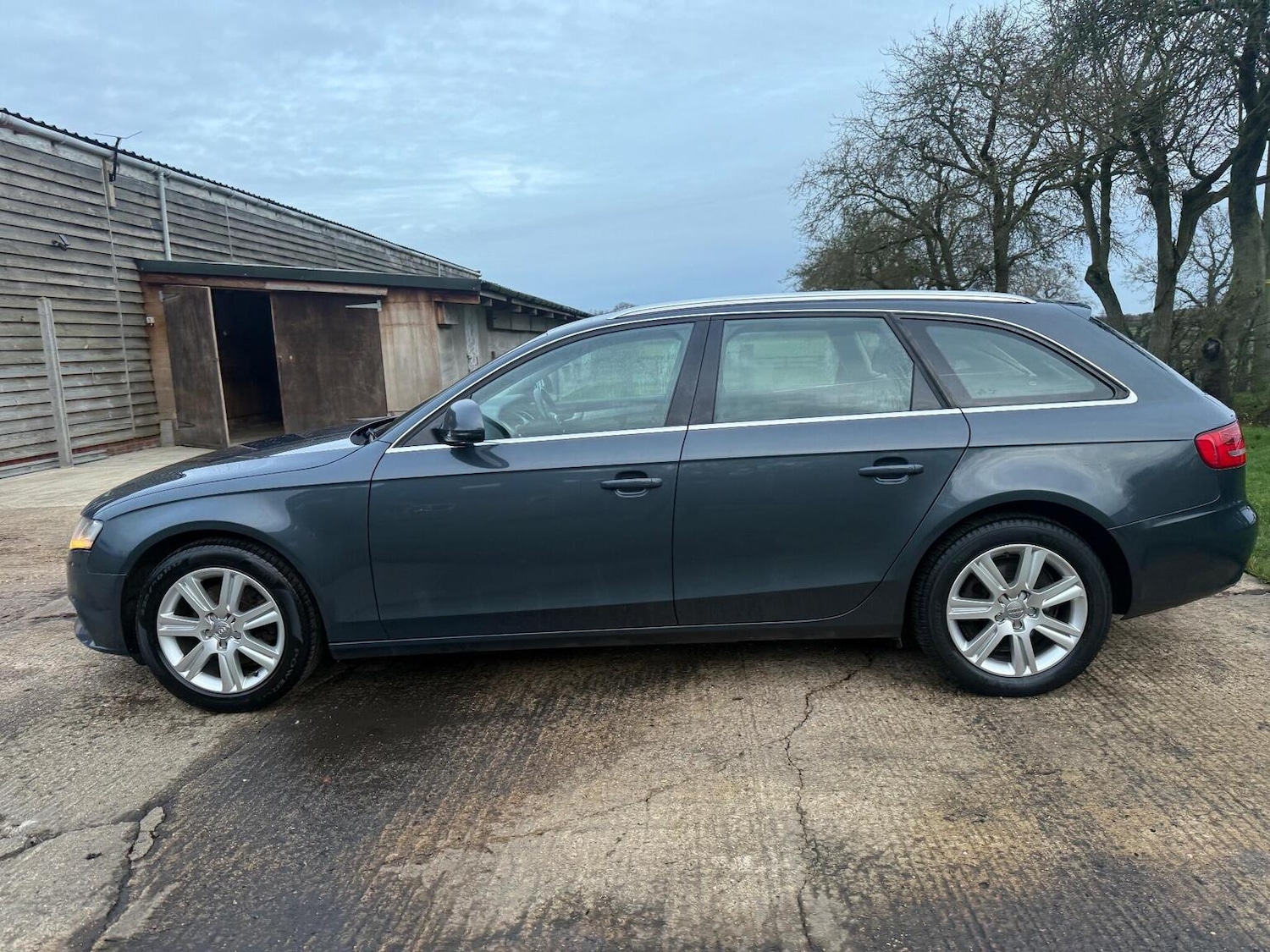 Used Audi A4 2009 for sale - 76979512: Photo 16