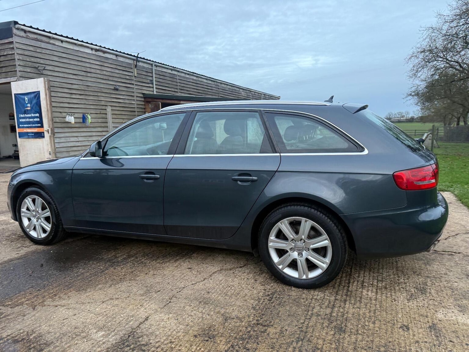 Used Audi A4 2009 for sale - 76979512: Photo 19