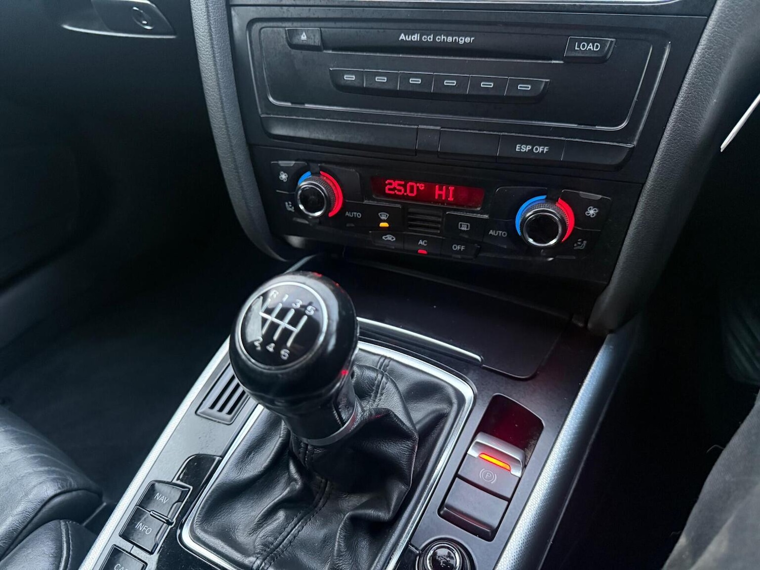 Used Audi A4 2009 for sale - 76979512: Photo 32