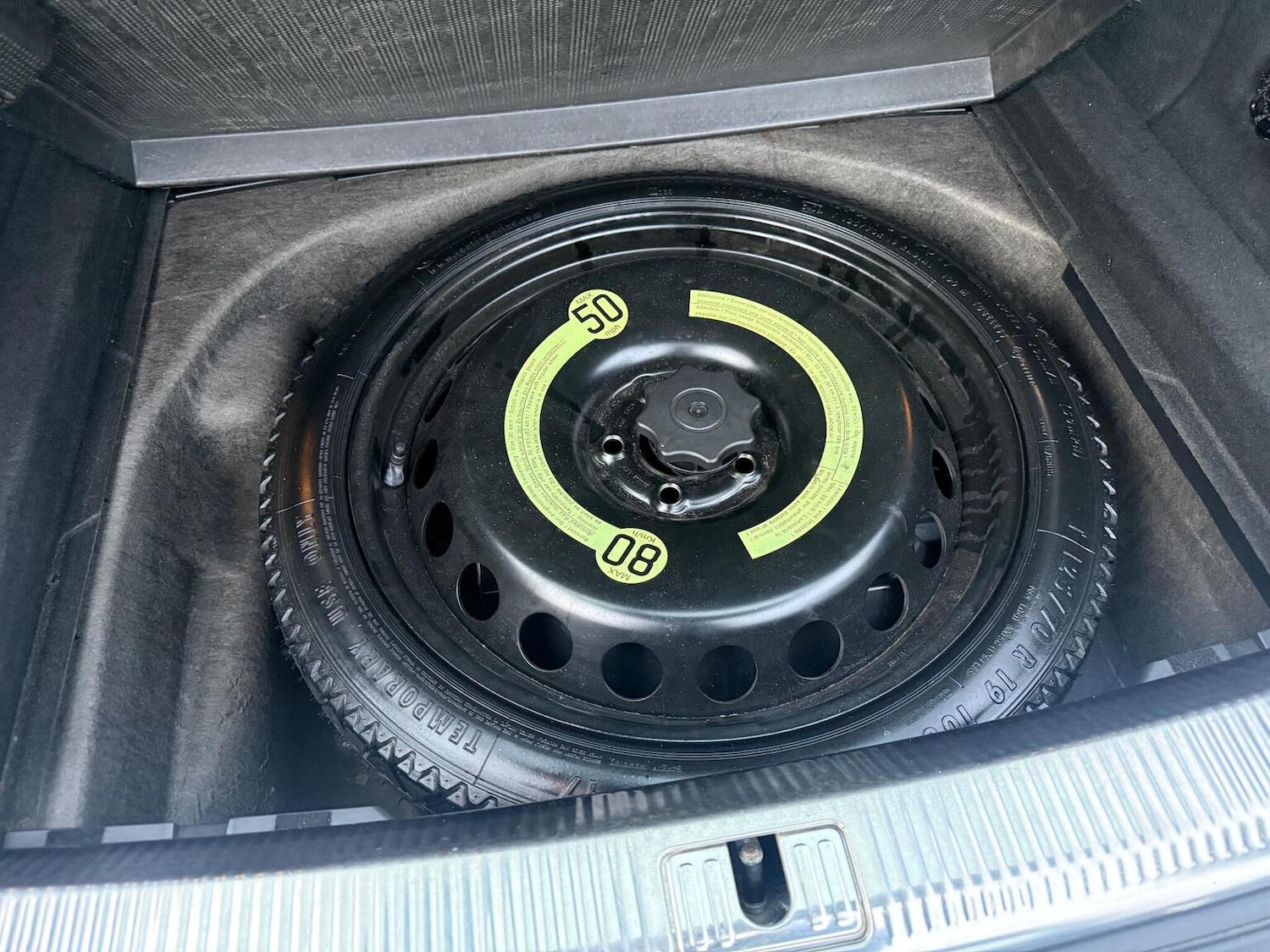 Used Audi A4 2009 for sale - 76979512: Photo 43