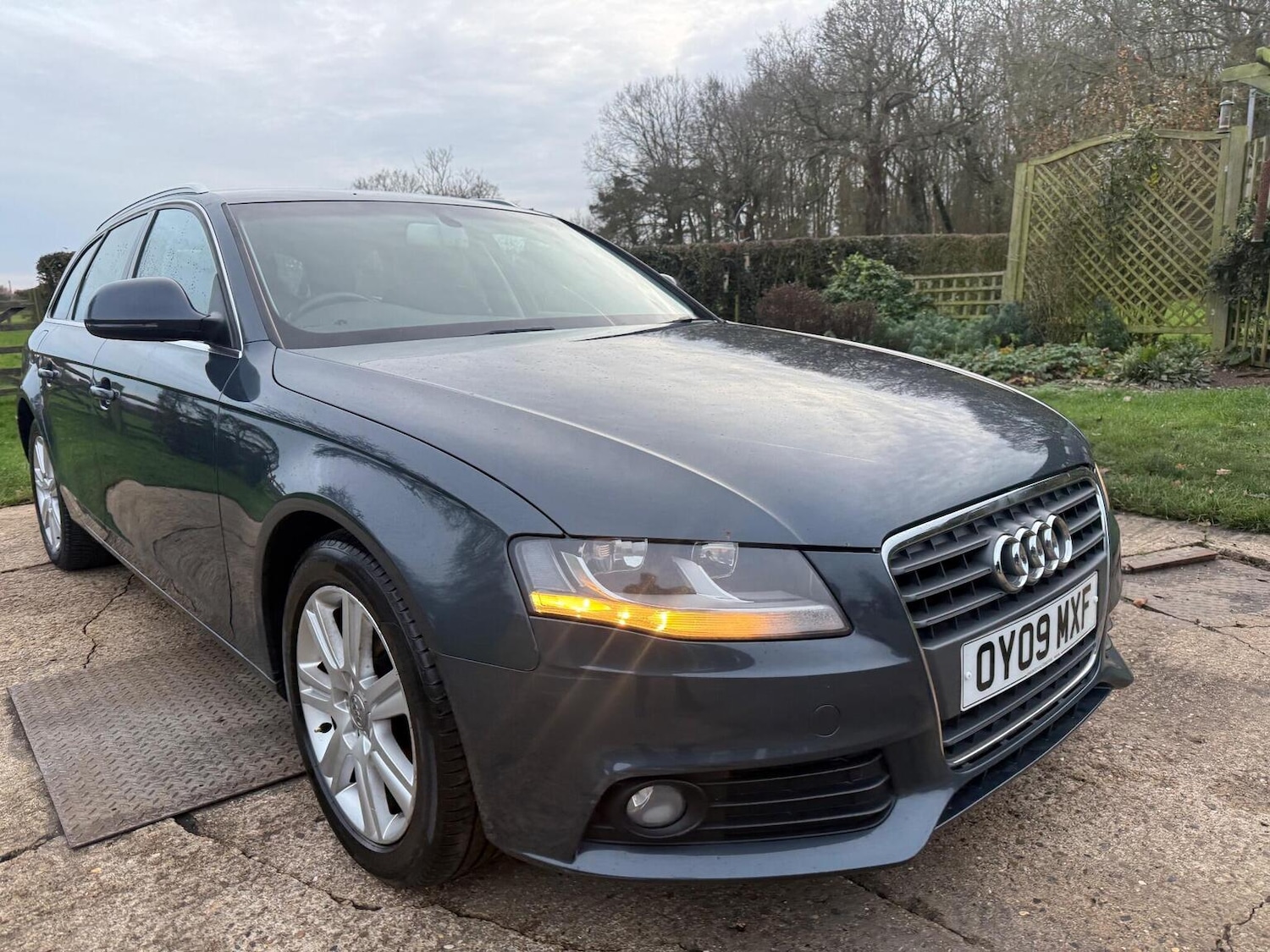 Used Audi A4 2009 for sale - 76979512: Photo 6