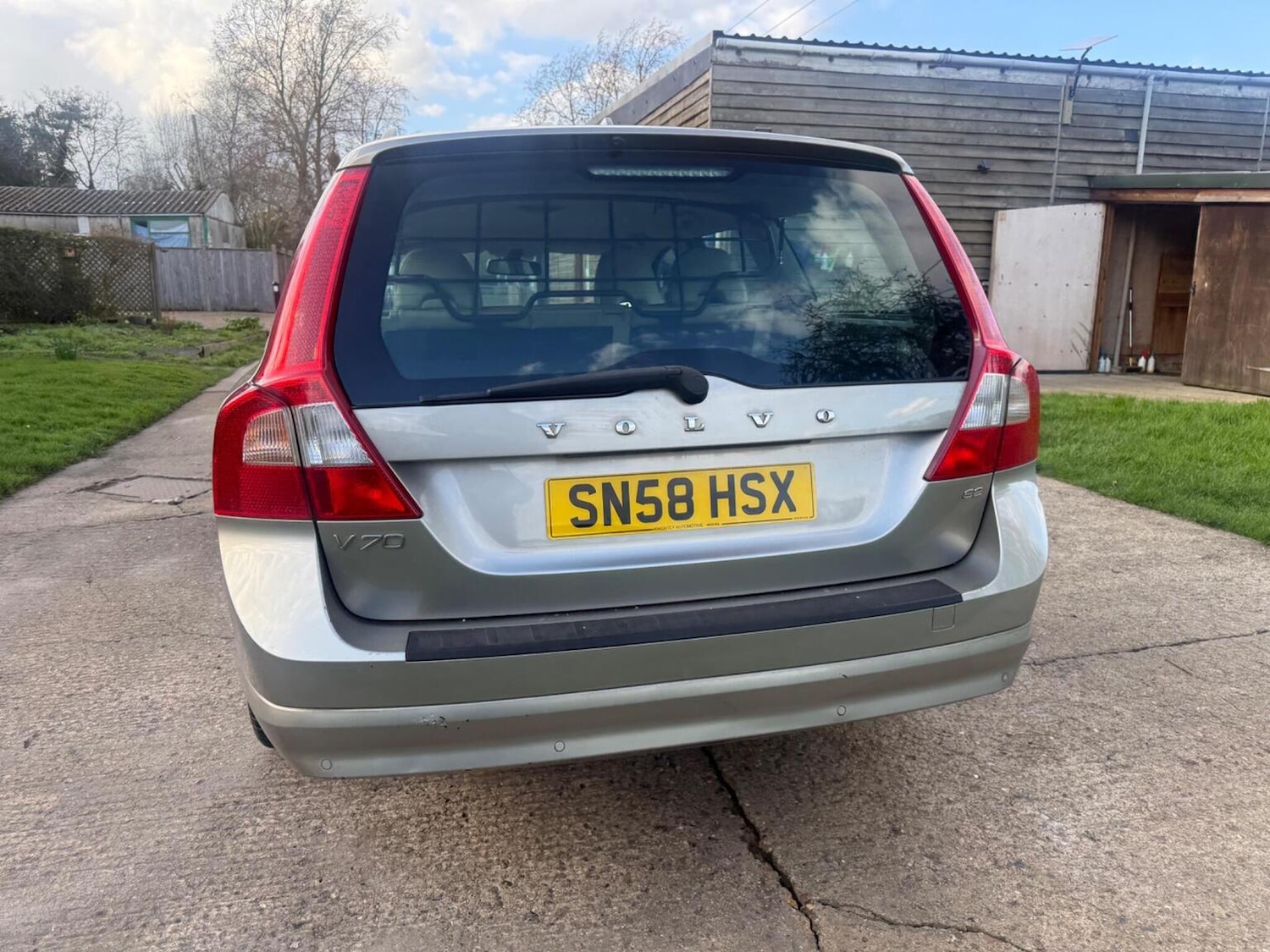 Used Volvo V70 2008 for sale - 77836876: Photo 16