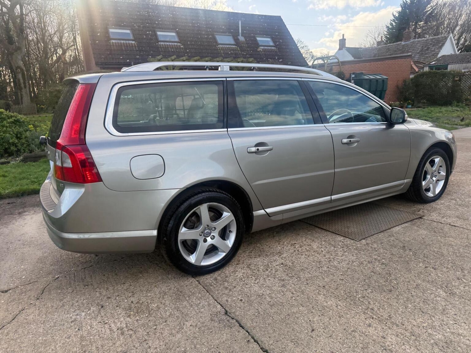 Used Volvo V70 2008 for sale - 77836876: Photo 25