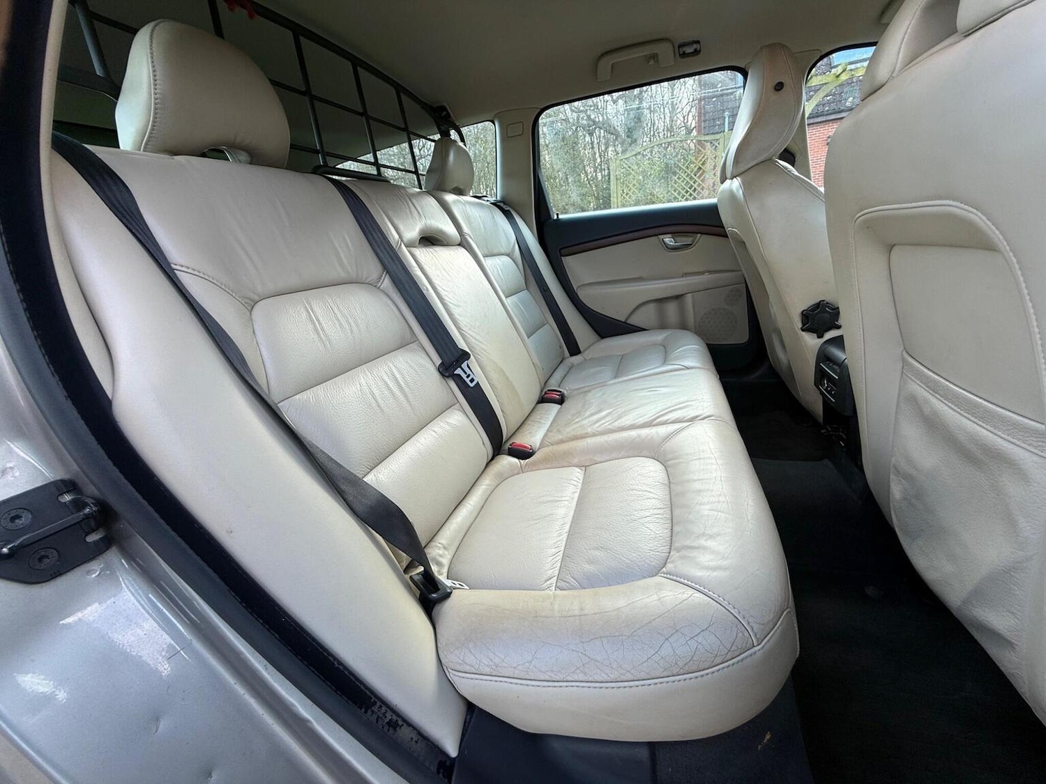 Used Volvo V70 2008 for sale - 77836876: Photo 35