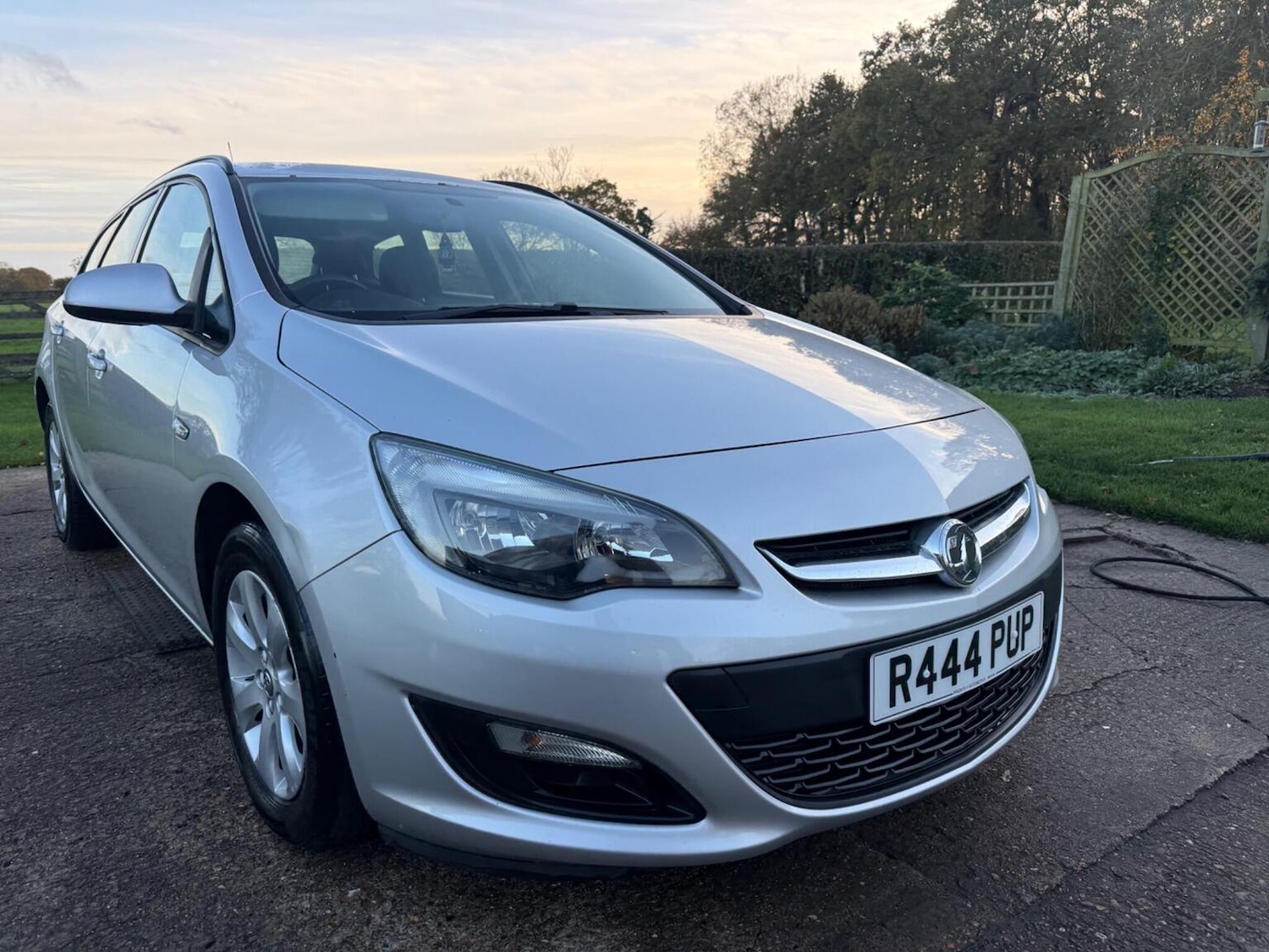 Used Vauxhall Astra 2021 for sale - 76583322: Photo 2