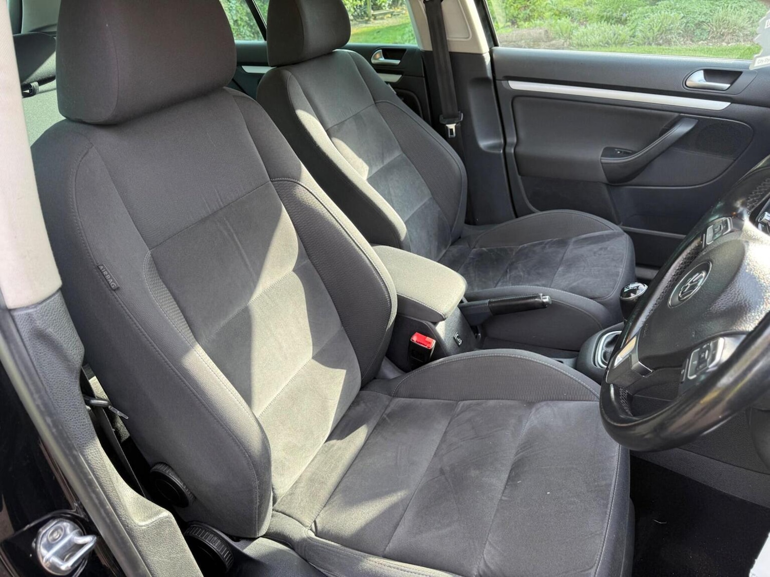 Used Volkswagen Golf 2013 for sale - 76482936: Photo 32