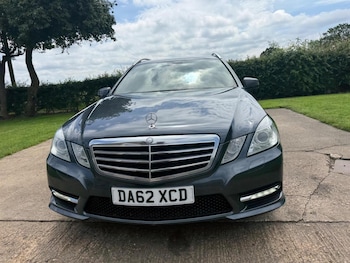 Used Mercedes-Benz E Class 2012 for sale - 78944843: Photo