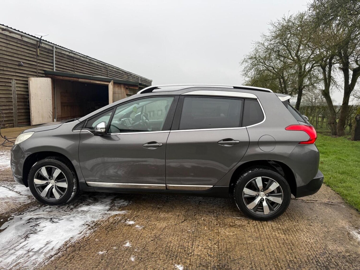 Used Peugeot 2008 2014 for sale - 77609940: Photo 13
