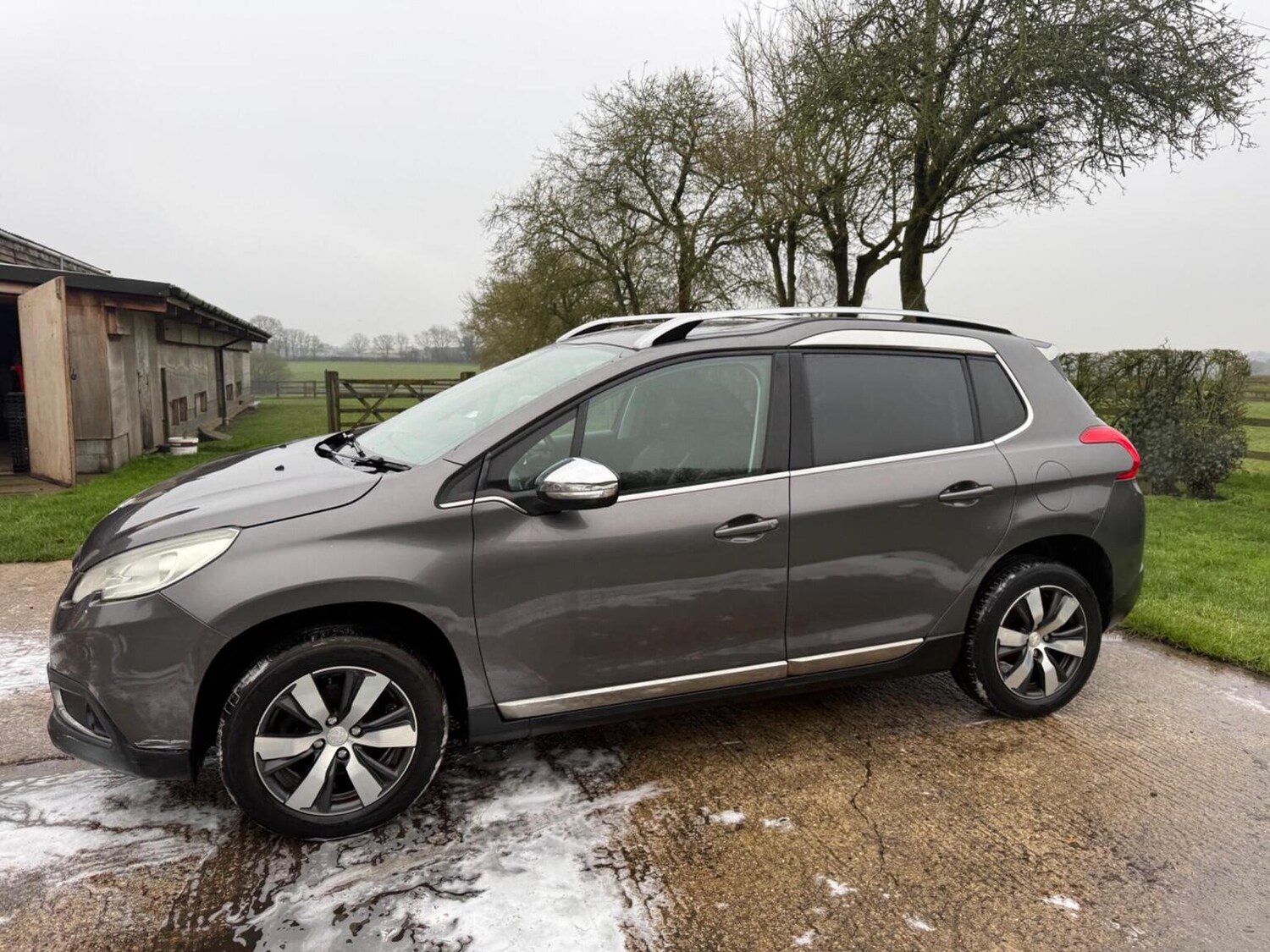 Used Peugeot 2008 2014 for sale - 77609940: Photo 15