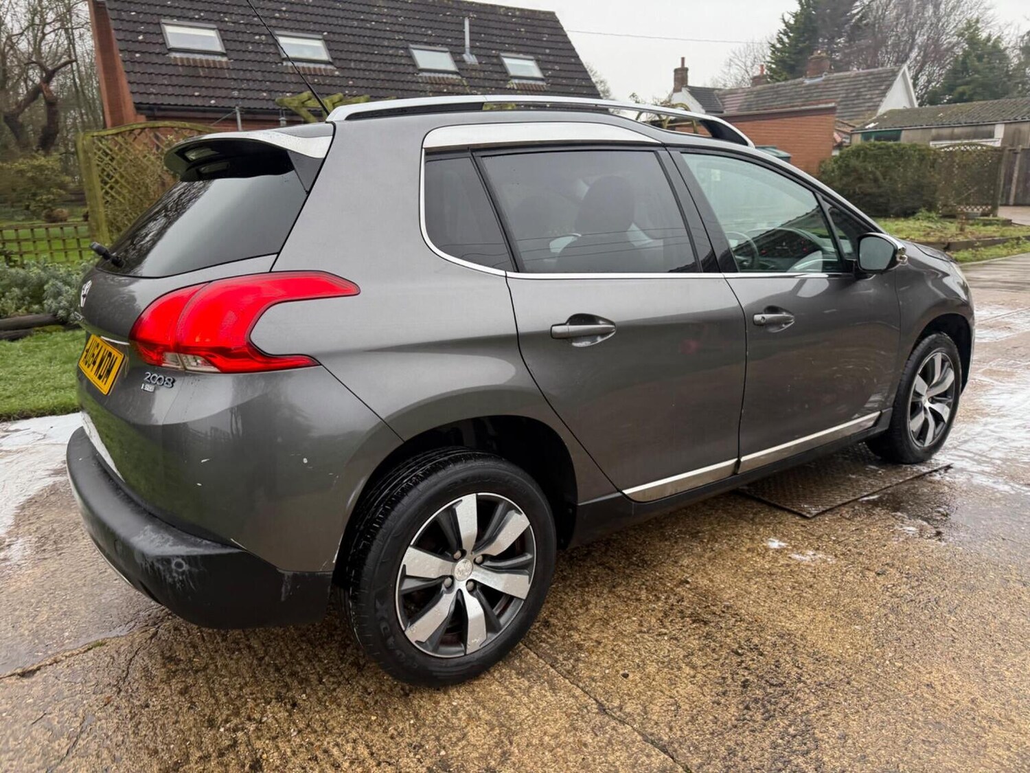 Used Peugeot 2008 2014 for sale - 77609940: Photo 24