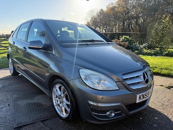 Mercedes-Benz - B Class