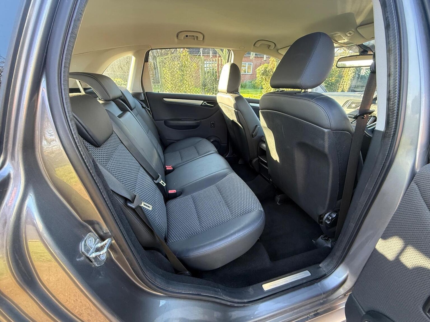 Used Mercedes-Benz B Class 2009 for sale - 76837051: Photo 29