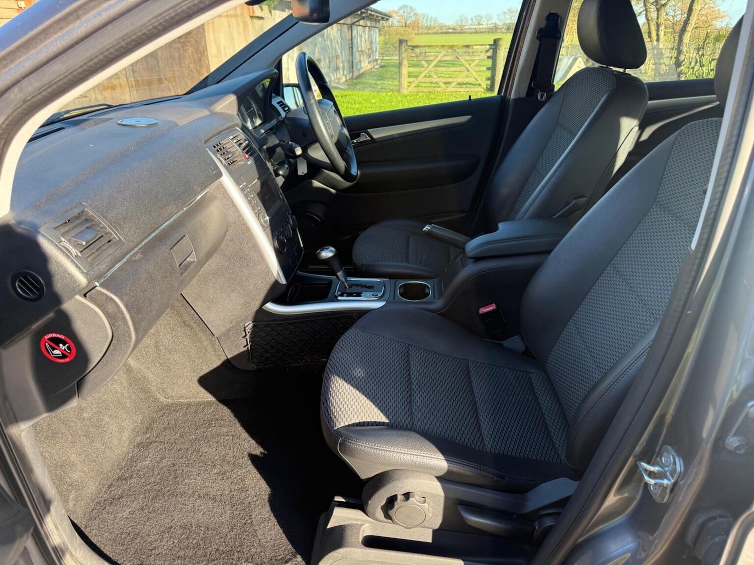 Used Mercedes-Benz B Class 2009 for sale - 76837051: Photo 44