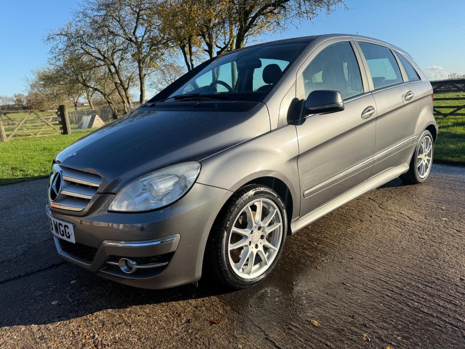 Used Mercedes-Benz B Class 2009 for sale - 76837051: Photo 7