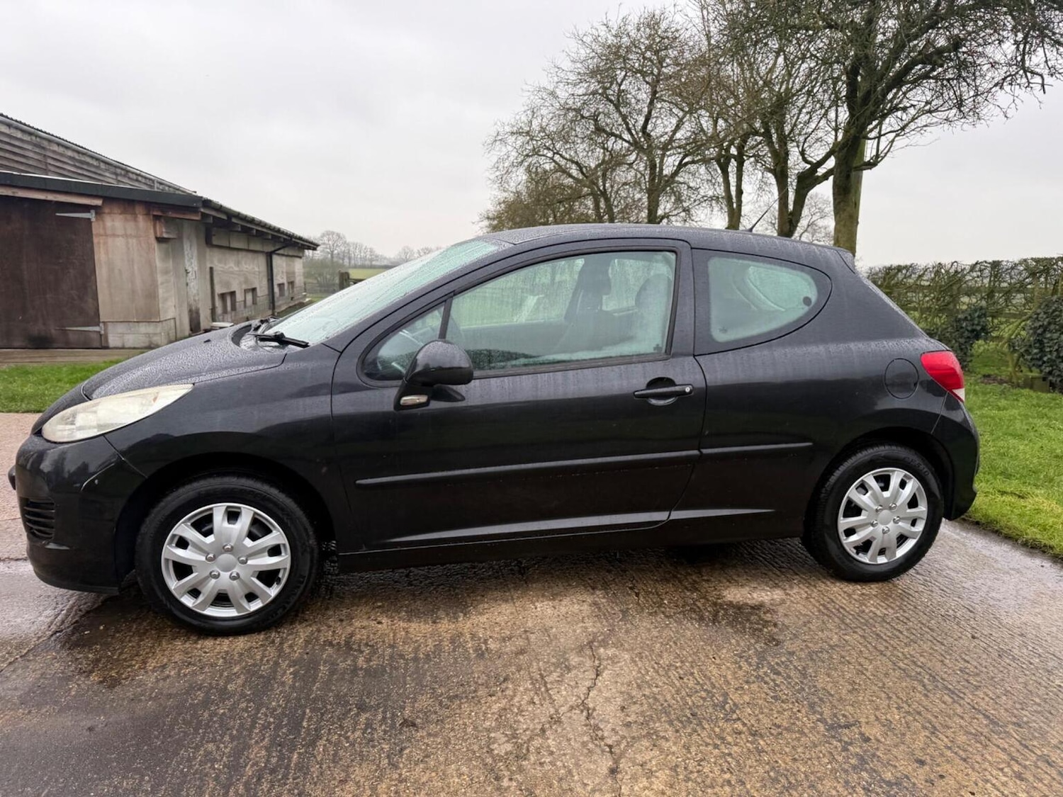 Used Peugeot 207 2010 for sale - 77289102: Photo 15