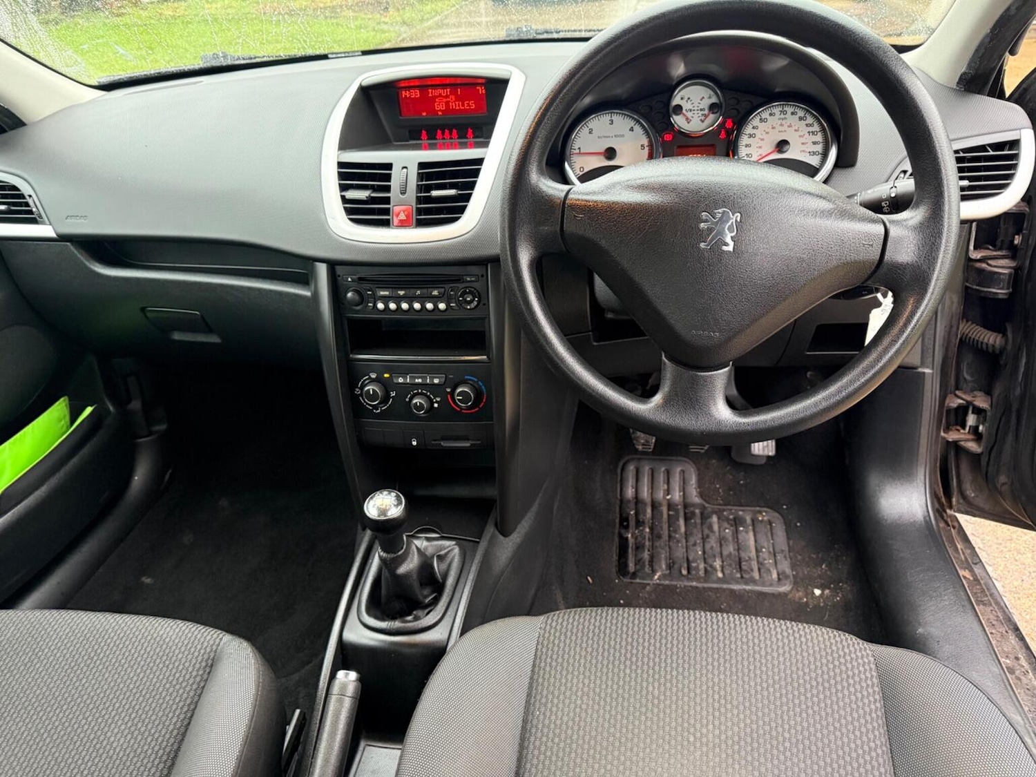 Used Peugeot 207 2010 for sale - 77289102: Photo 24