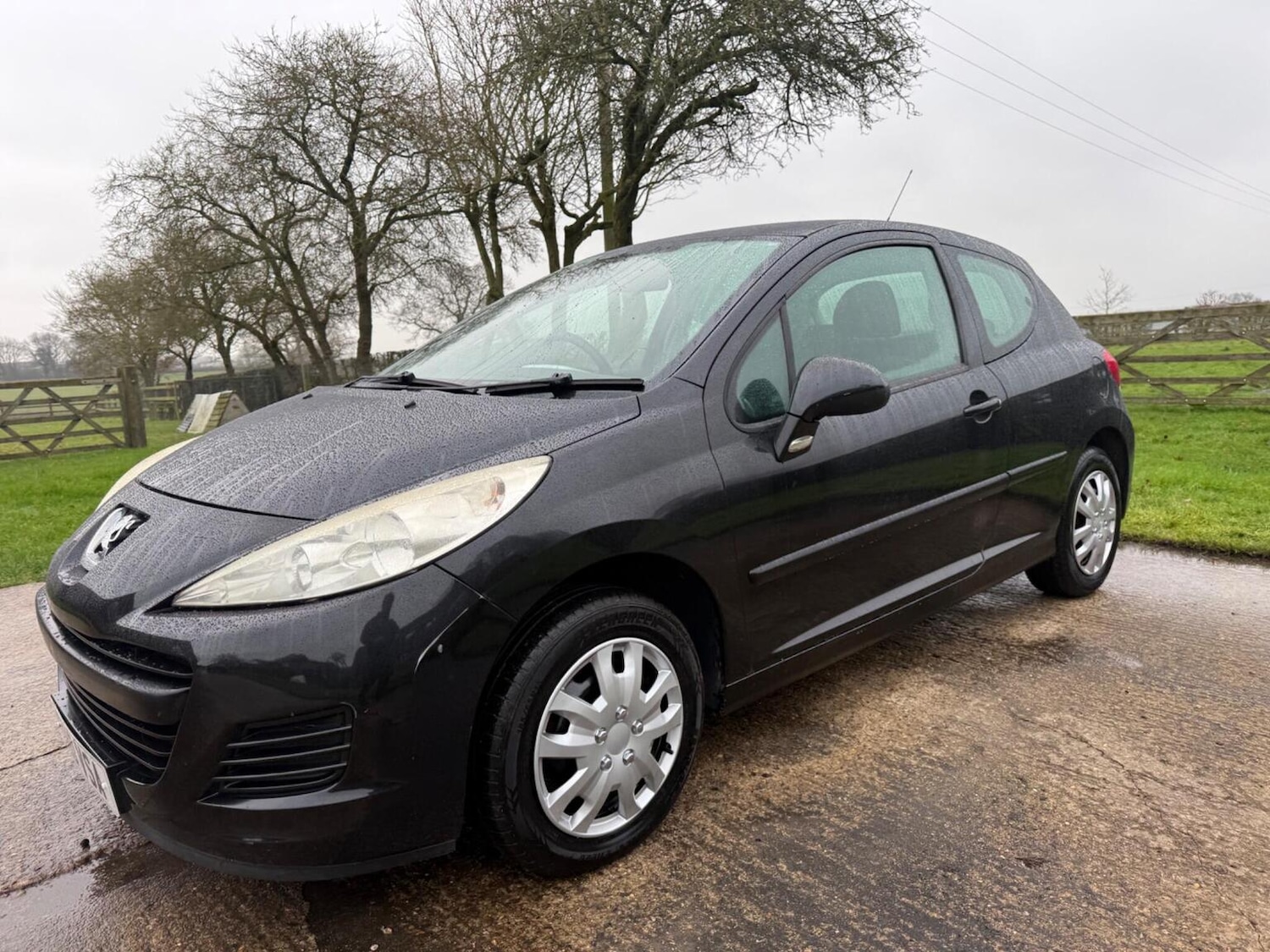 Used Peugeot 207 2010 for sale - 77289102: Photo 3