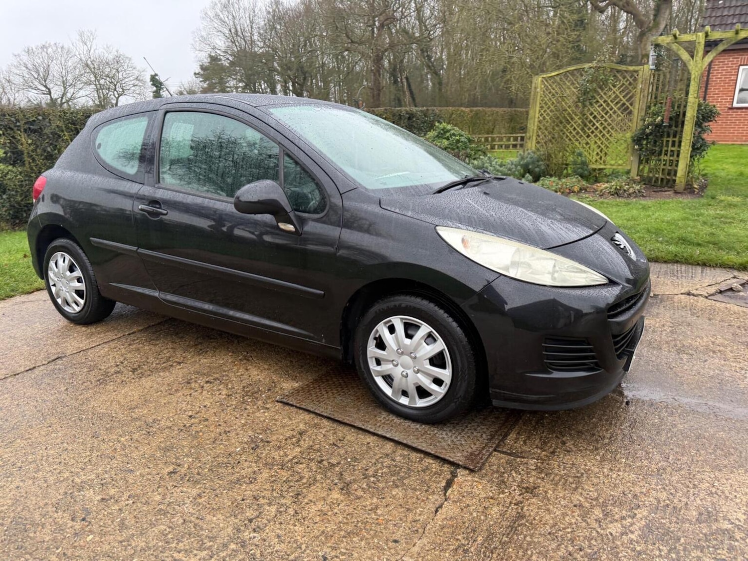 Used Peugeot 207 2010 for sale - 77289102: Photo 6