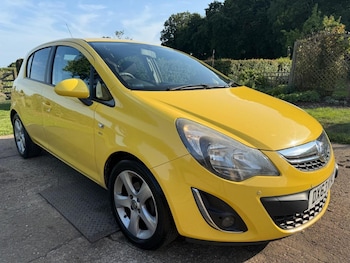 Vauxhall - Corsa