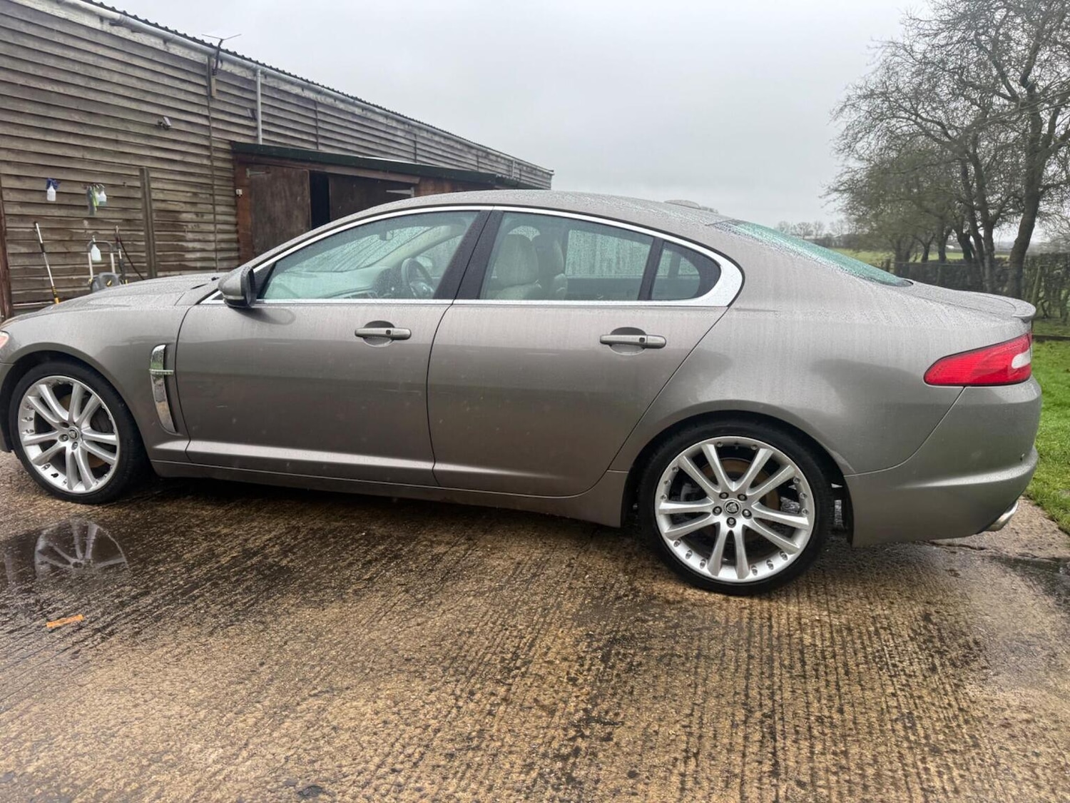 Used Jaguar XF 2010 for sale - 77213495: Photo 18