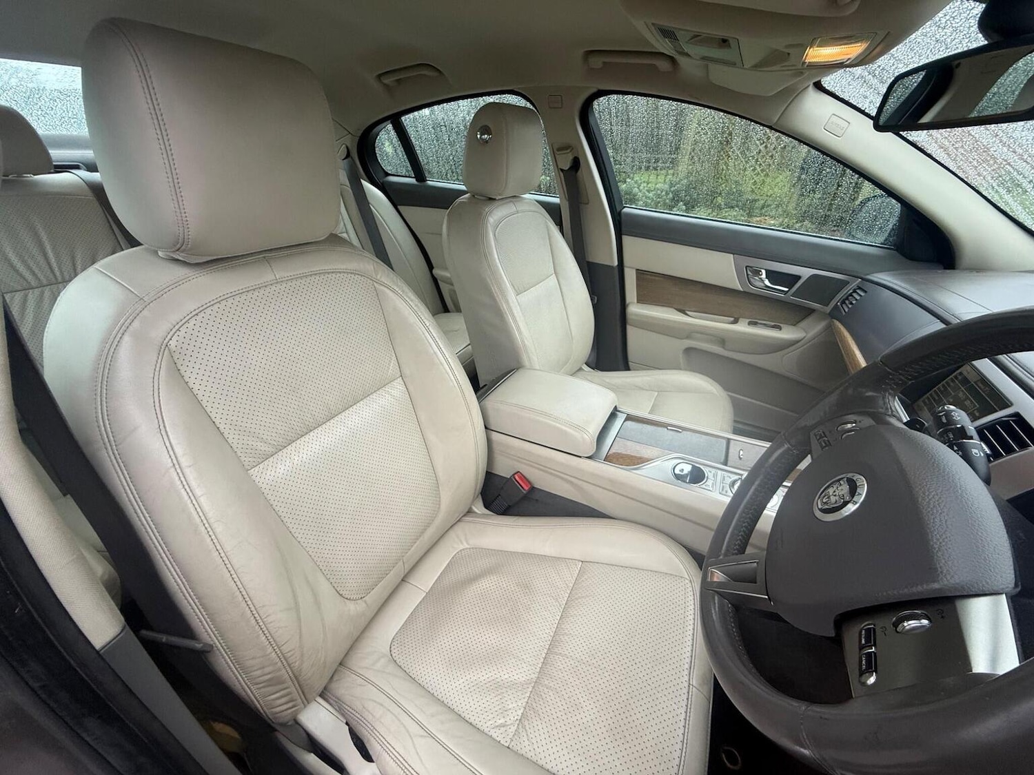 Used Jaguar XF 2010 for sale - 77213495: Photo 30