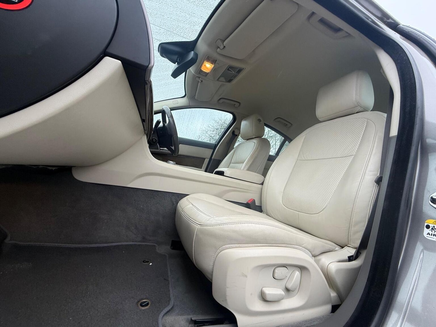 Used Jaguar XF 2010 for sale - 77213495: Photo 37