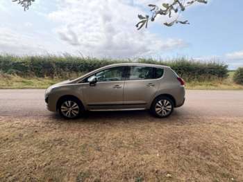 Used Peugeot 3008 2015 for sale - 75432525: Photo