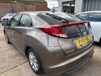 Used Honda Civic 2015 for sale - 75830890: Photo
