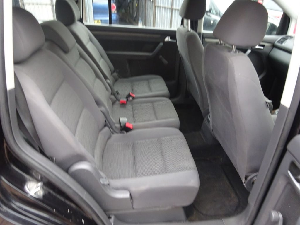 Used Volkswagen Touran 2009 for sale - 77668937: Photo 14