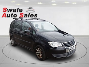 Used Volkswagen Touran 2009 for sale - 77668937: Photo