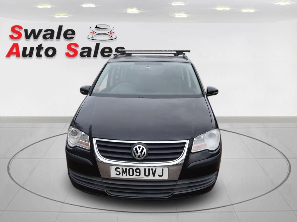 Used Volkswagen Touran 2009 for sale - 77668937: Photo 4