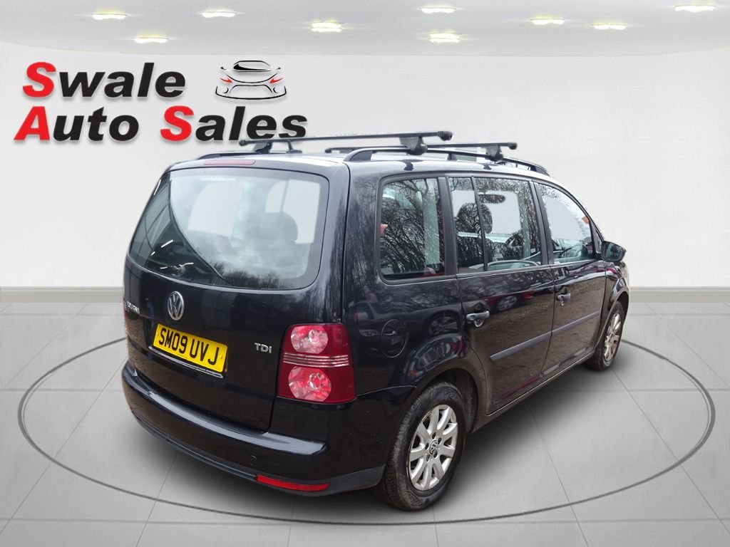 Used Volkswagen Touran 2009 for sale - 77668937: Photo 8
