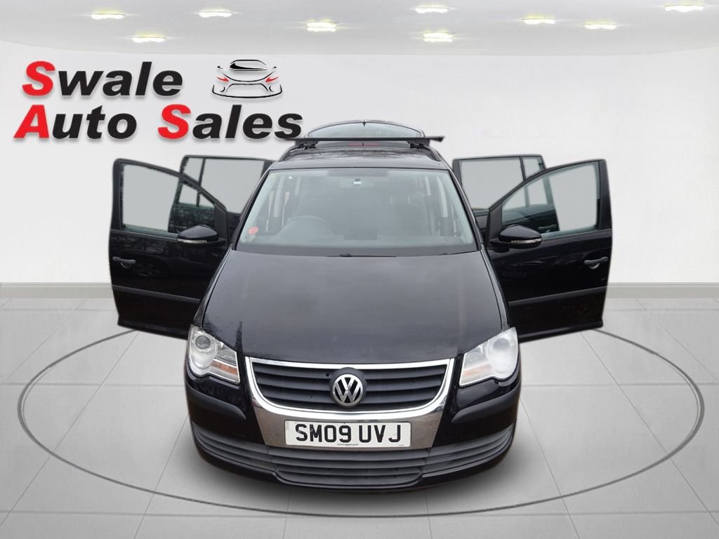 Used Volkswagen Touran 2009 for sale - 77668937: Photo 9
