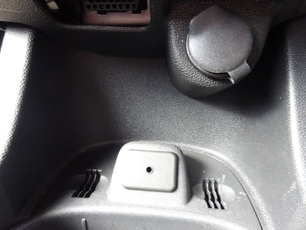 Used Vauxhall Corsa 2012 for sale - 75745900: Photo 21