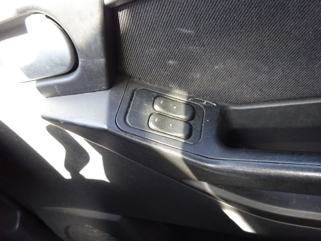 Used Vauxhall Meriva 2005 for sale - 75411491: Photo 21