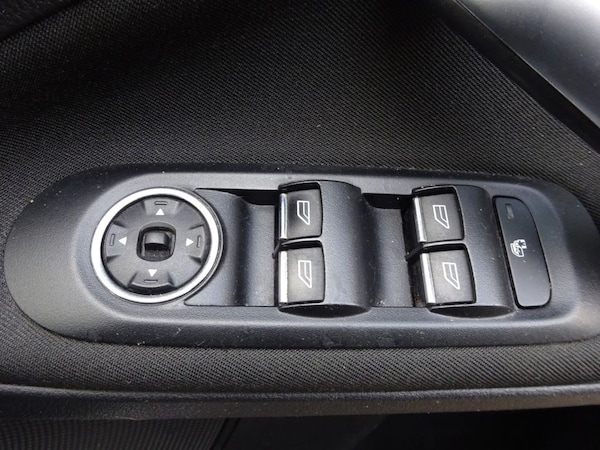 Used Ford S-Max 2012 for sale - 75739177: Photo 25