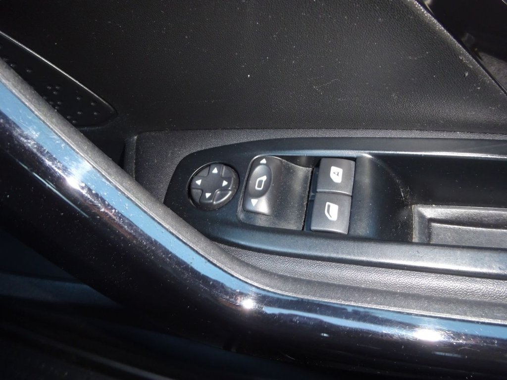 Used Peugeot 208 2012 for sale - 76429986: Photo 24