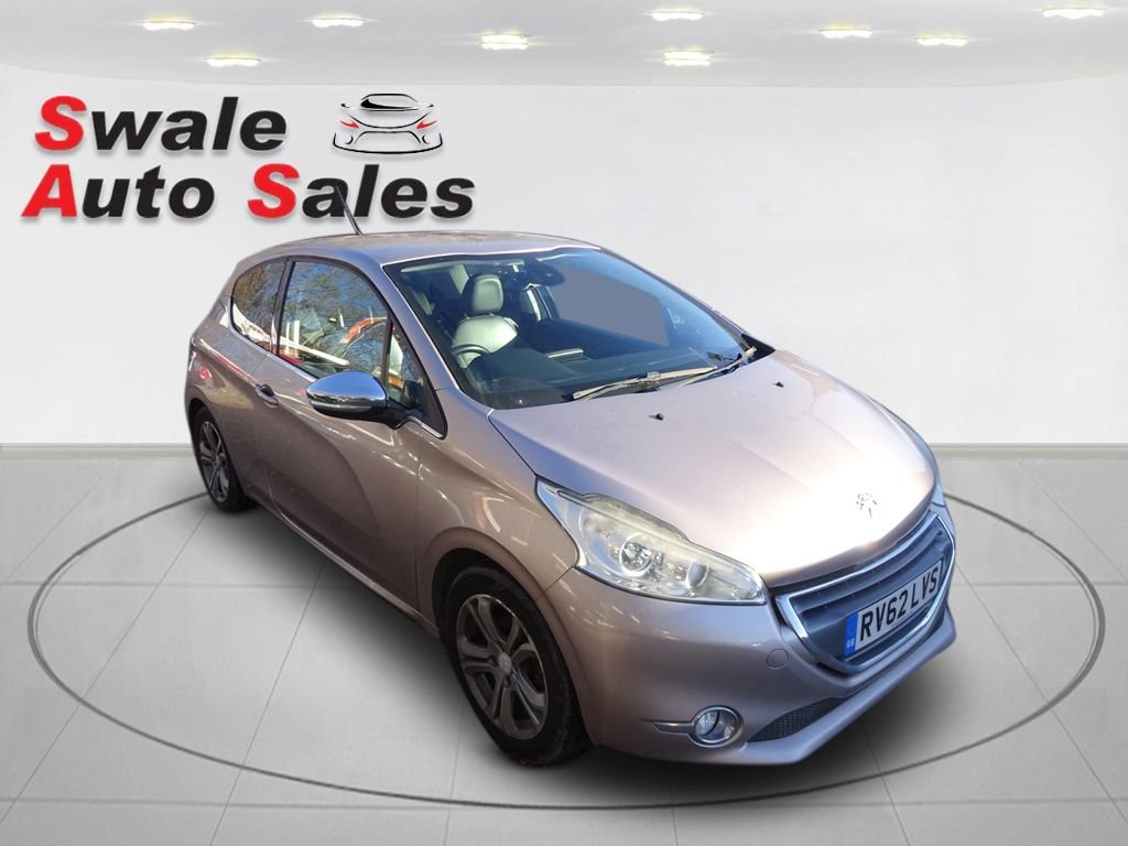 Used Peugeot 208 2012 for sale - 76429986: Photo 5