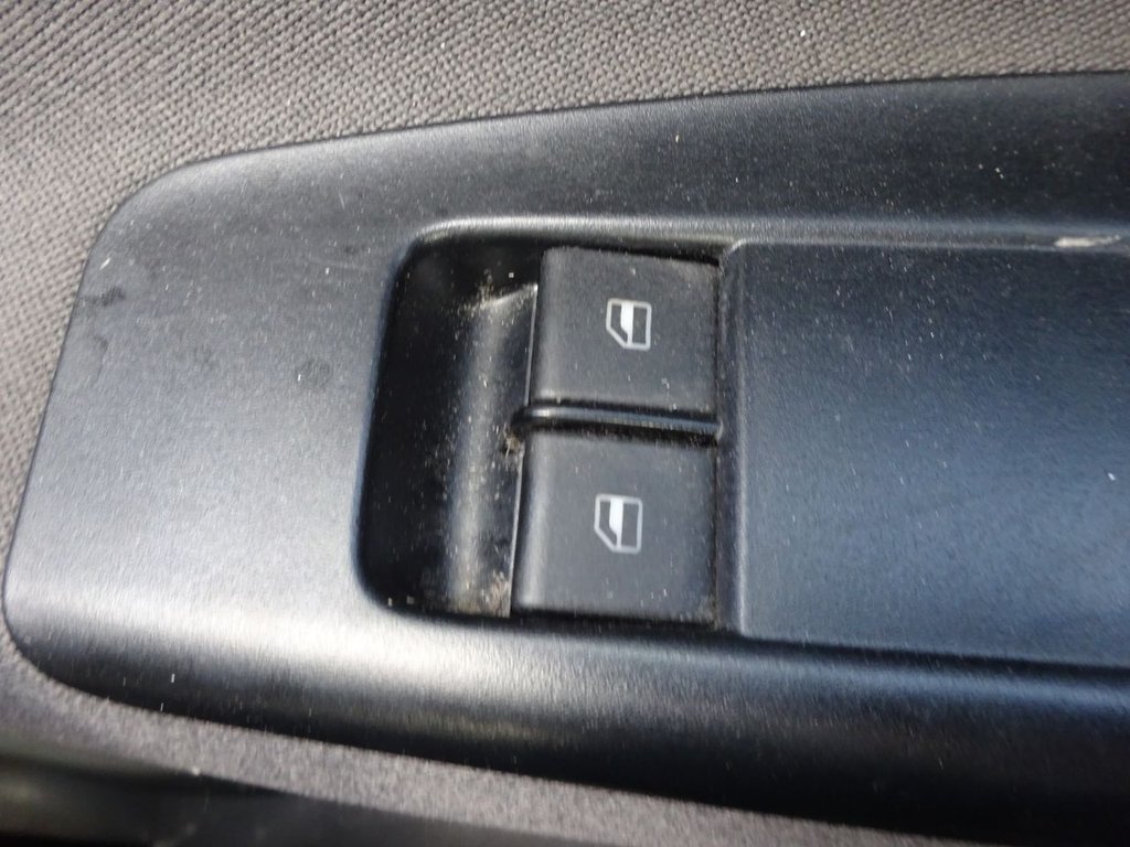 Used Volkswagen Polo 2008 for sale - 75853524: Photo 21
