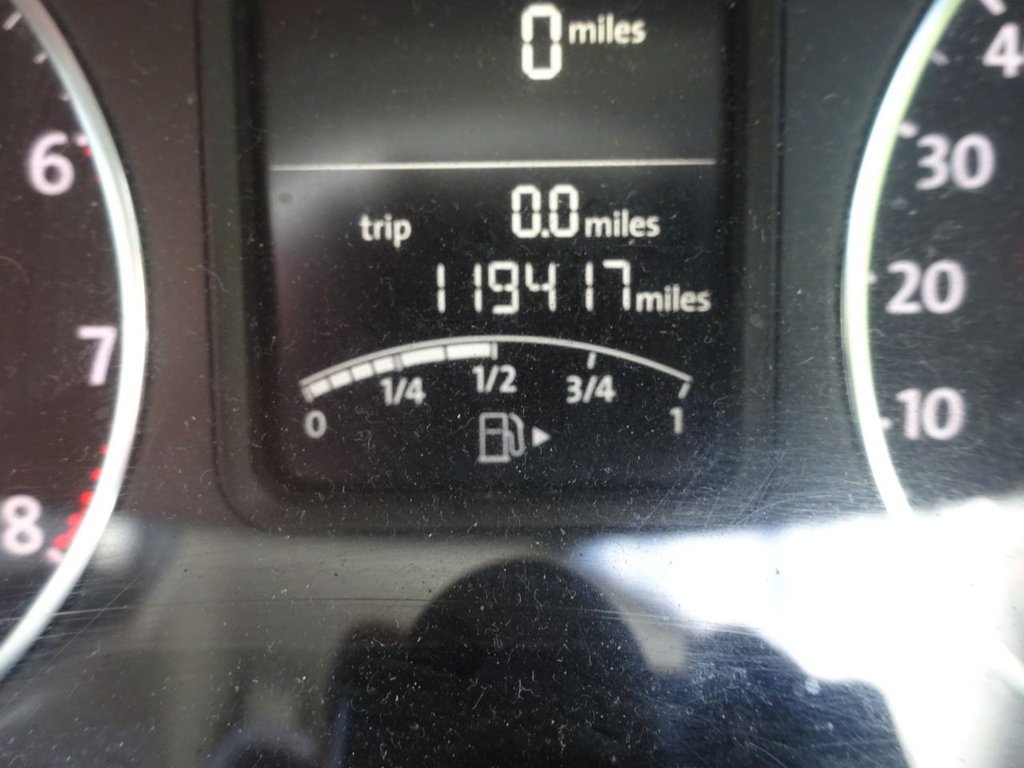 Used Volkswagen Polo 2012 for sale - 75832209: Photo 20