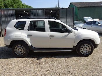Used Dacia Duster 2014 for sale - 78974947: Photo