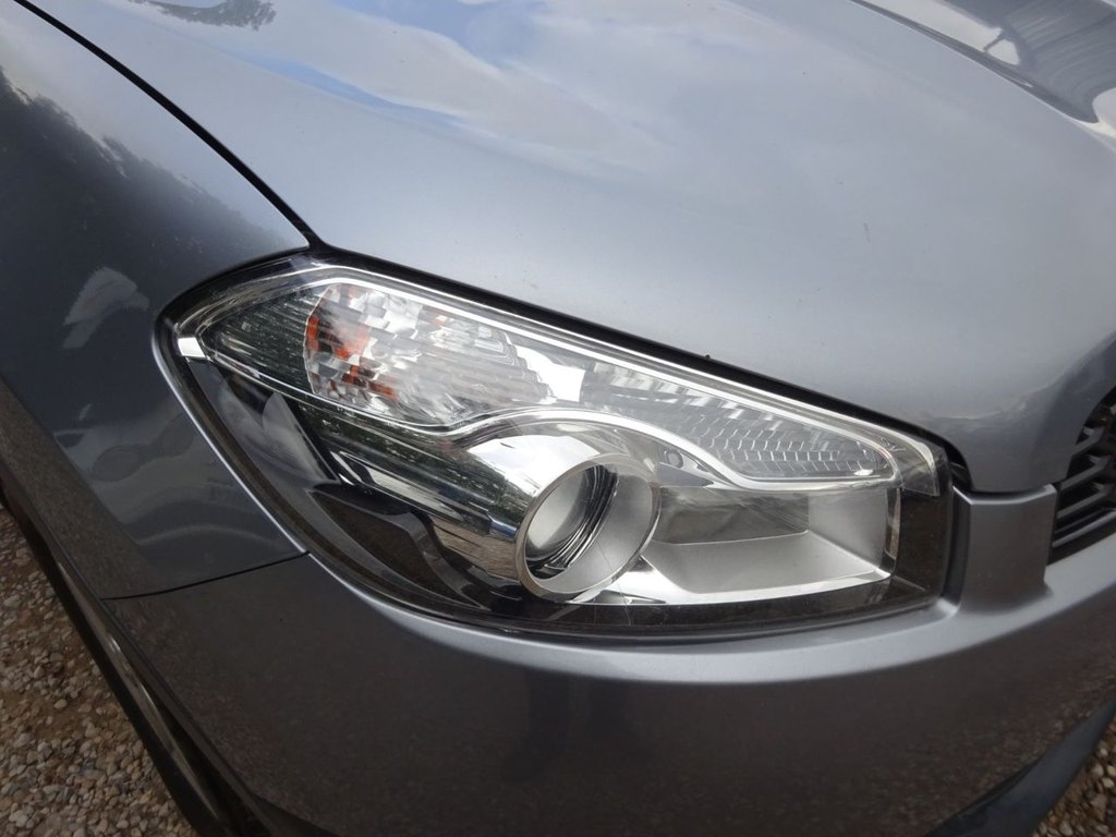 Used Nissan Qashqai 2010 for sale - 75865169: Photo 17