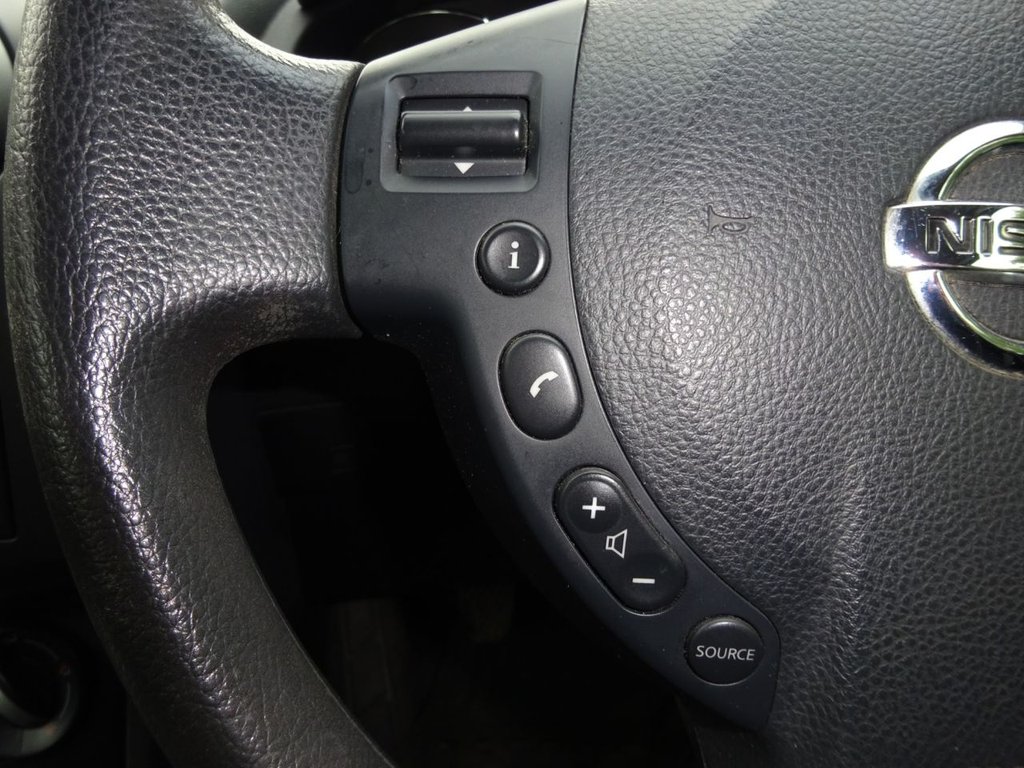 Used Nissan Qashqai 2010 for sale - 75865169: Photo 21