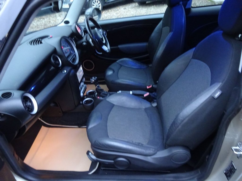 Used MINI Hatch 2007 for sale - 76185399: Photo 15