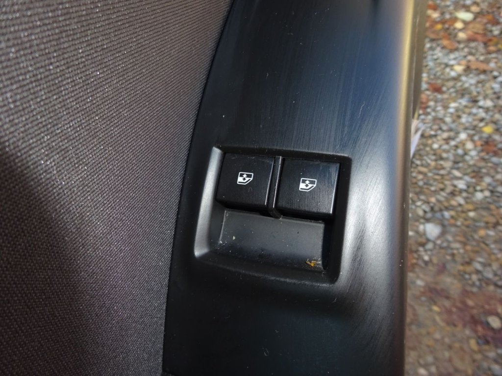 Used Vauxhall Meriva 2016 for sale - 76304037: Photo 24