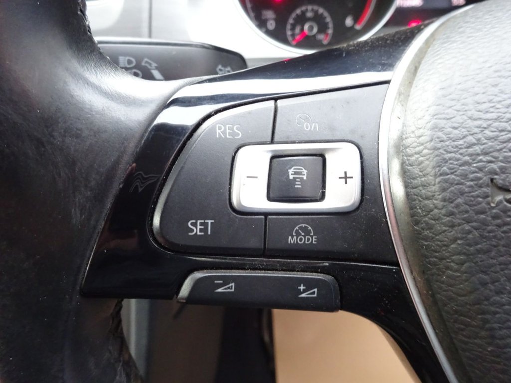 Used Volkswagen Golf 2013 for sale - 75503241: Photo 25