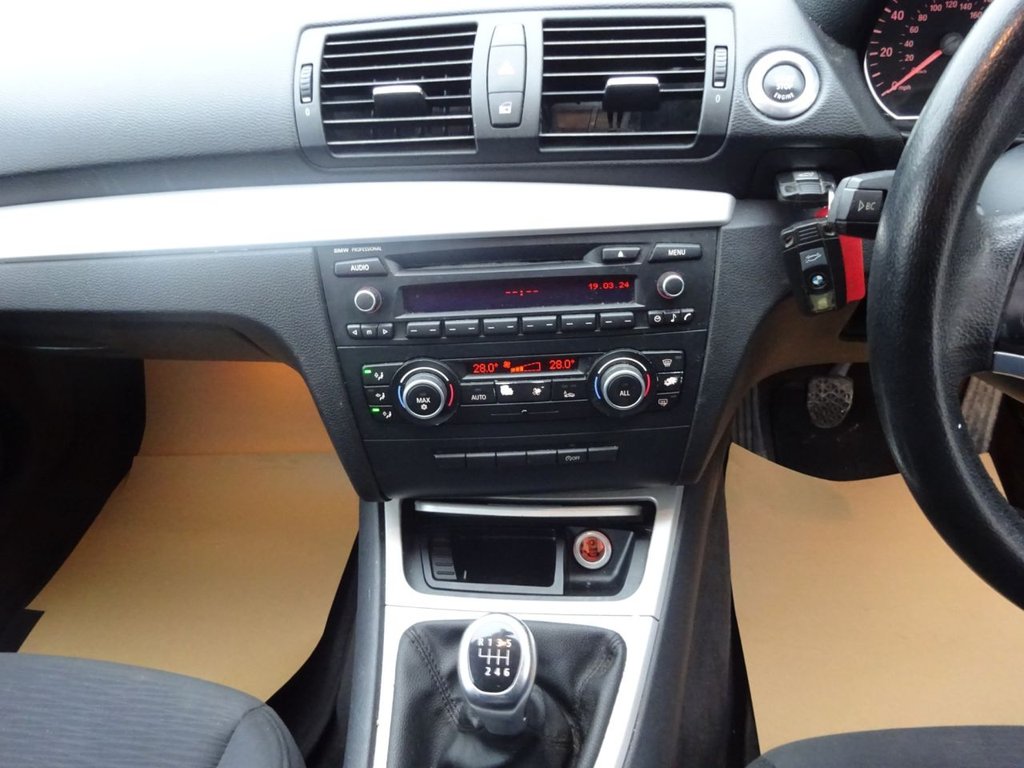 Used BMW 1 Series 2010 for sale - 76686361: Photo 14